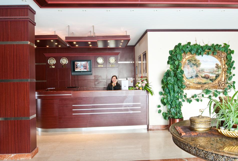 La Villa Palace Hotel Doha Luaran gambar
